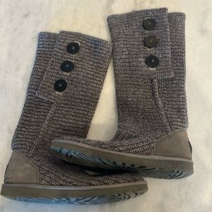 Grey Sweater Uggs size 9